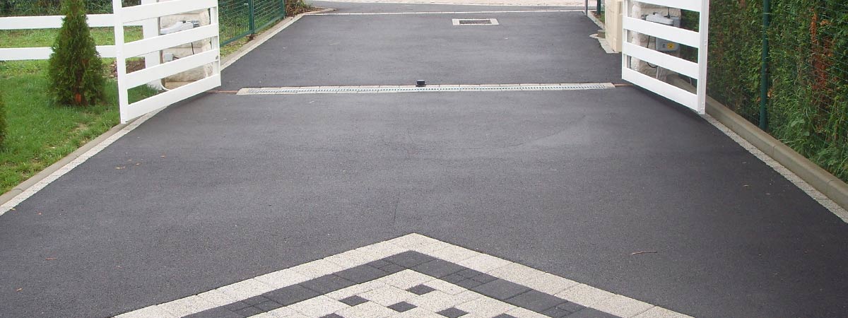 Macadam &agrave; Richwiller pr&egrave;s de Wittelsheim Saint-Louis
